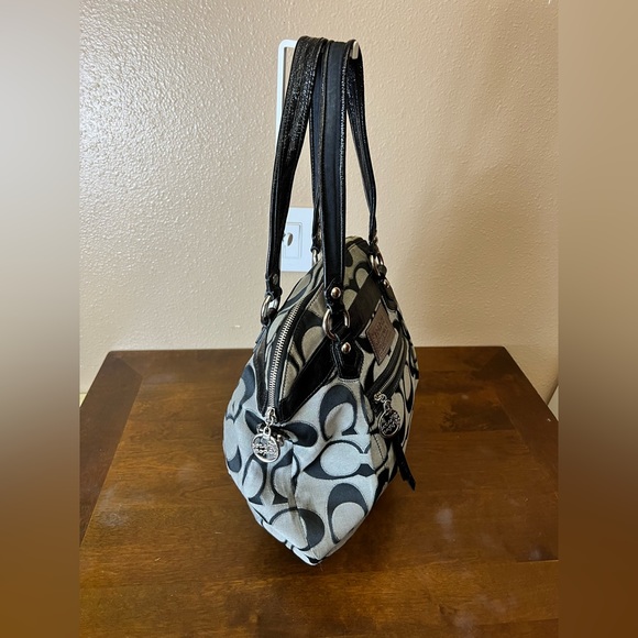 COACH💥Vintage~Rare~SOLD OUT💥Signature Black/Gray Poppy Tote - Picture 5 of 13